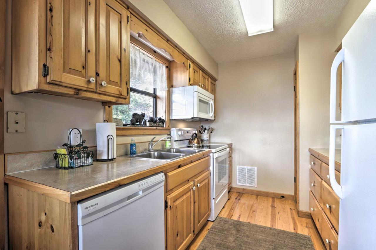Smoky Mountain Retreat With Hot Tub, Arcade Games Βίλα Pigeon Forge Εξωτερικό φωτογραφία