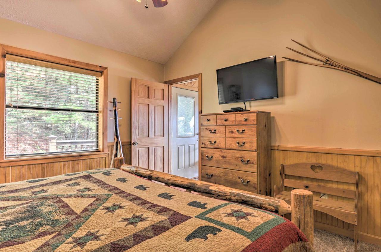 Smoky Mountain Retreat With Hot Tub, Arcade Games Βίλα Pigeon Forge Εξωτερικό φωτογραφία