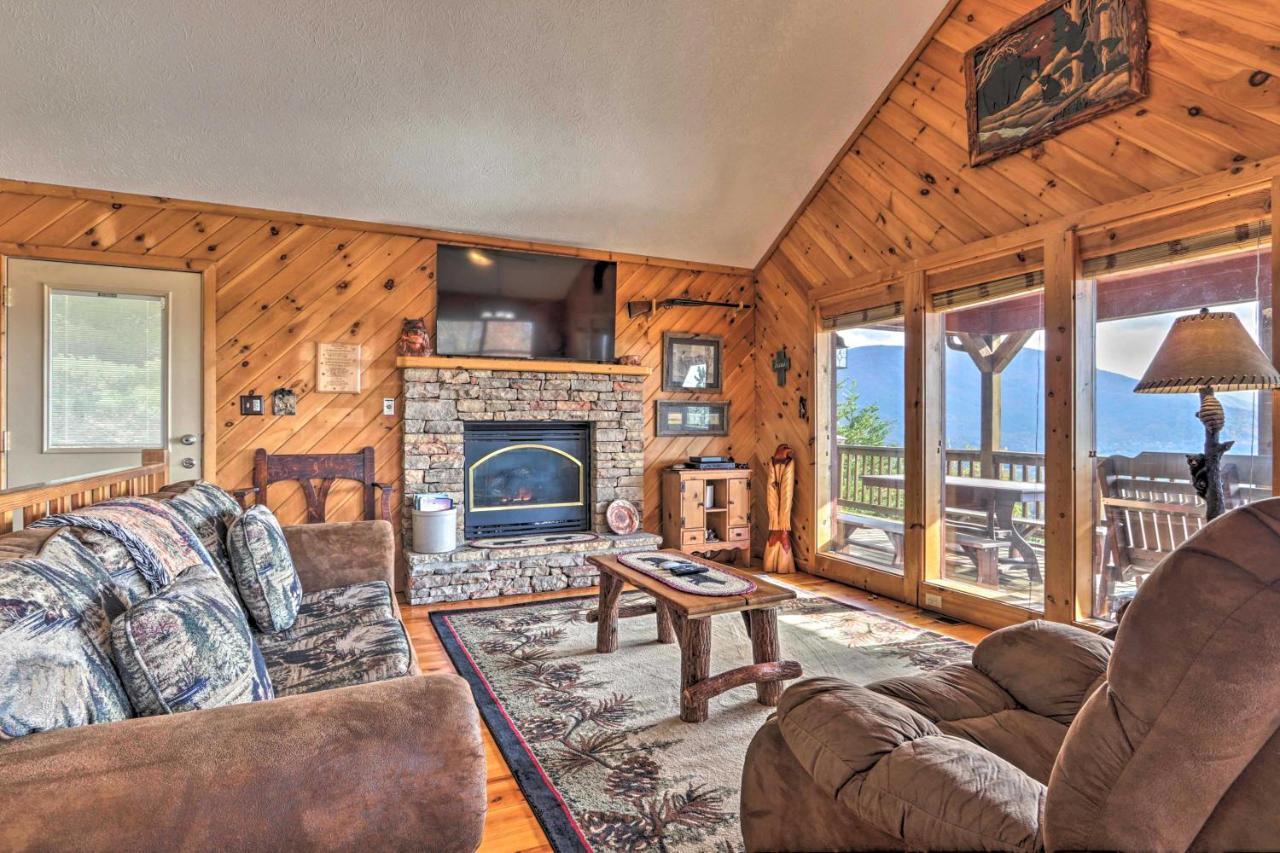 Smoky Mountain Retreat With Hot Tub, Arcade Games Βίλα Pigeon Forge Εξωτερικό φωτογραφία